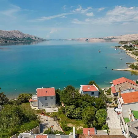 아파트 Nice In Pag With House Sea View *