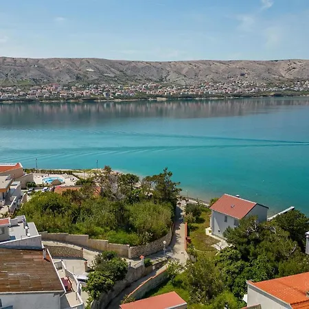 Nice In Pag With House Sea View 아파트 *