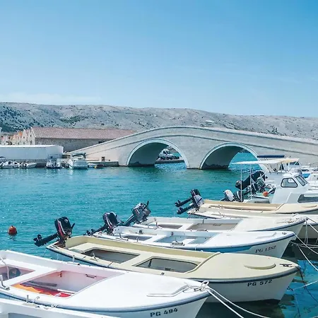 Nice In Pag With House Sea View * 파그